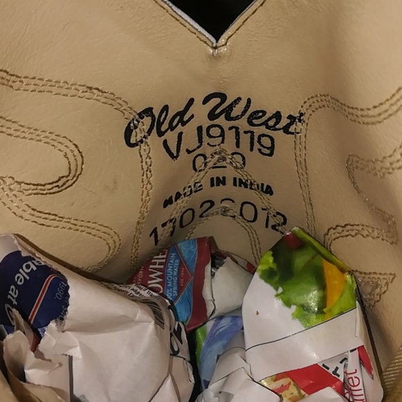 Girls Faux Leather Jacket and Cowgirl Boots - Picture 7 of 8